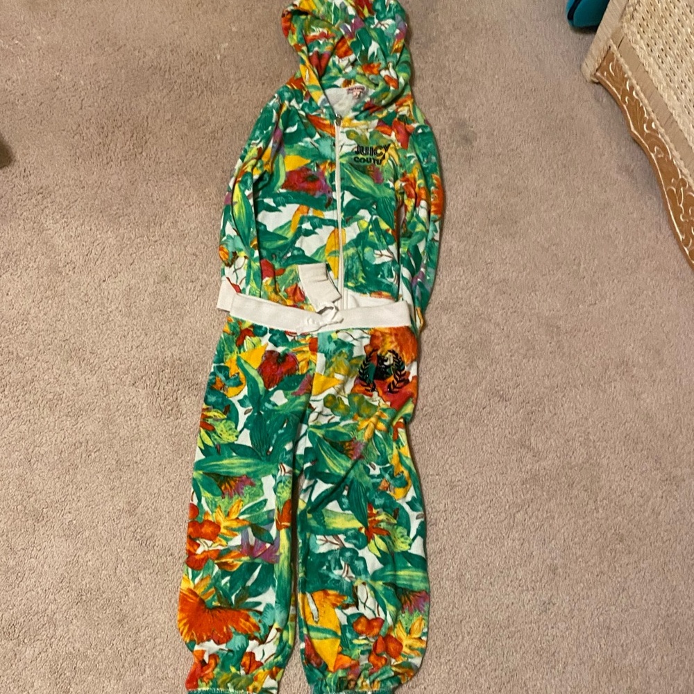 kids juicy couture sweatpants and jacket!!
